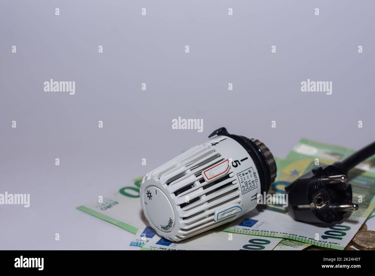 Energy prices increase and energy consumption thermostatic controller