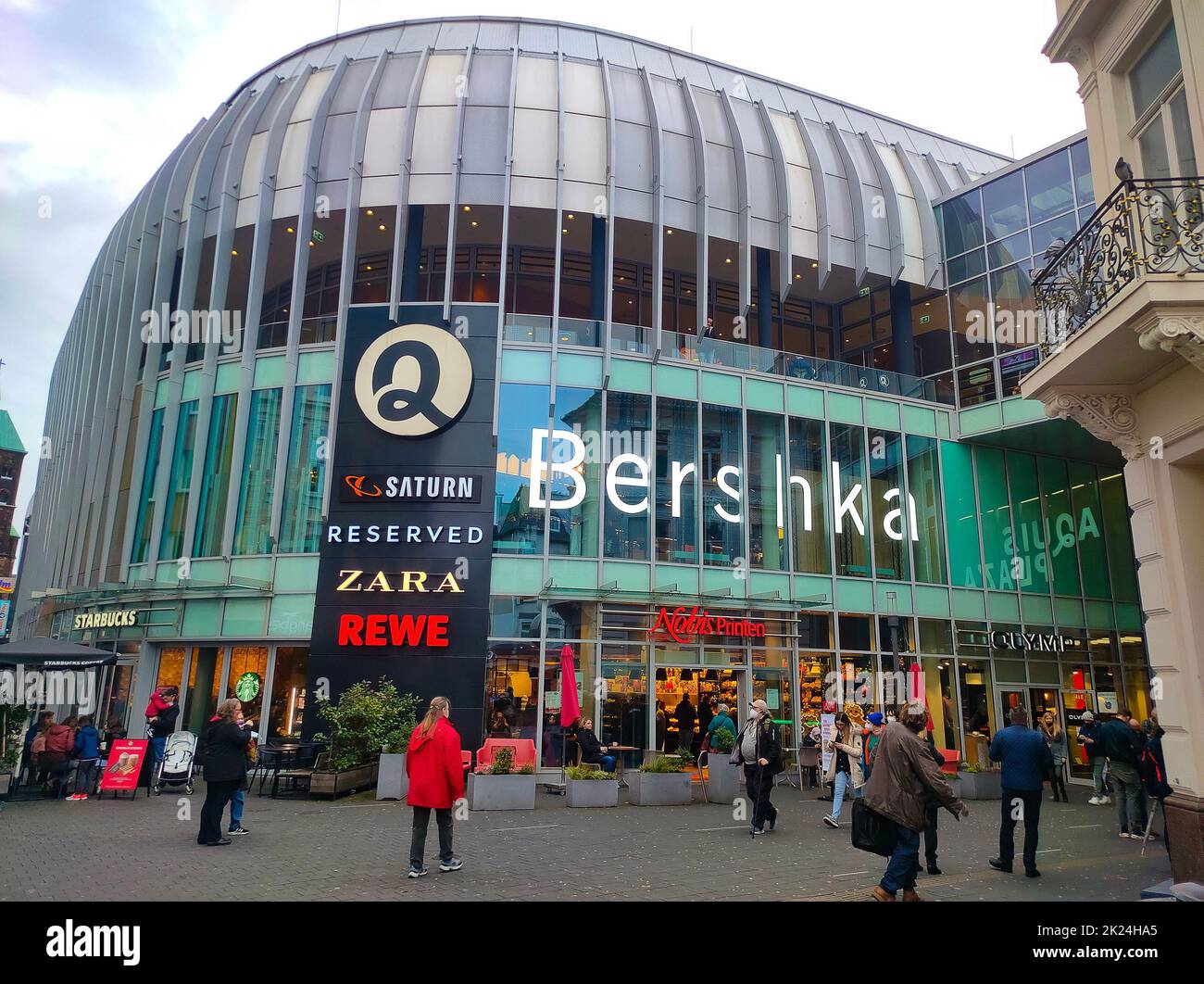 Bershka by zara hi-res stock photography and images - Alamy