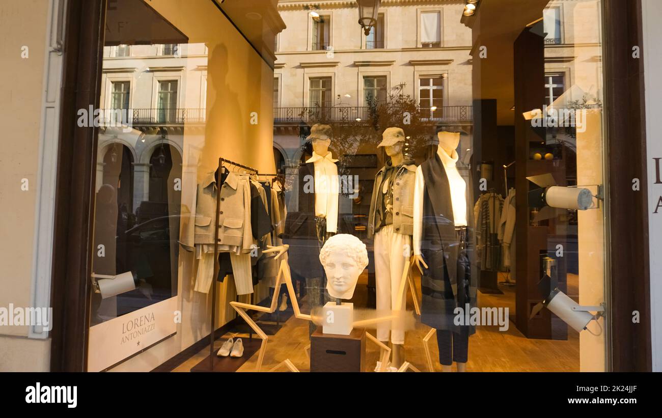 Boutique clothes france sale hi-res stock photography and images - Page 2 -  Alamy