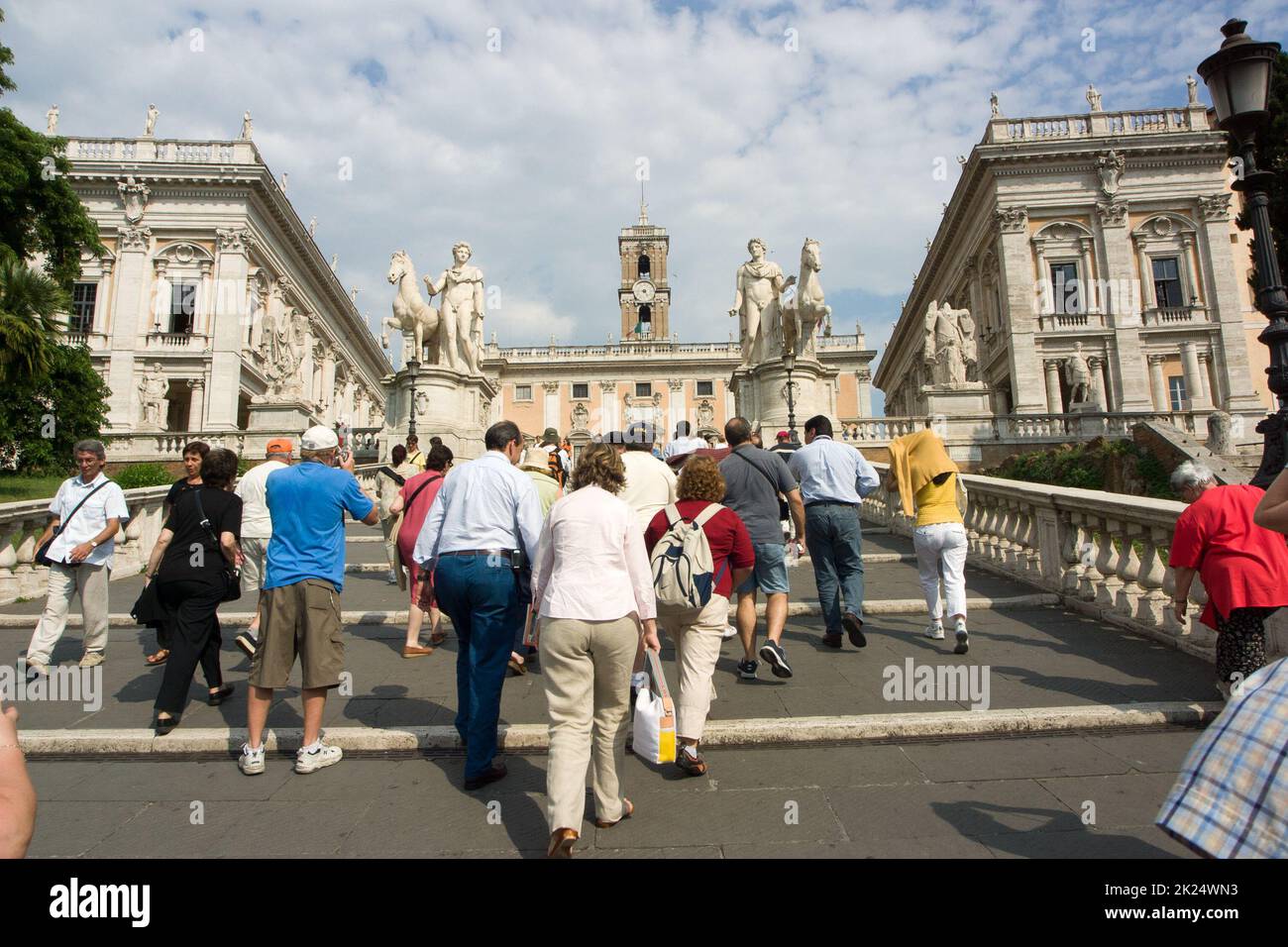 Cordonata genannte, von Michelangelo entworfene Freitreppe zum Kapitol, im Hintergrund der Palast der Präsidenten, Latium, Italien, Rom Stock Photo