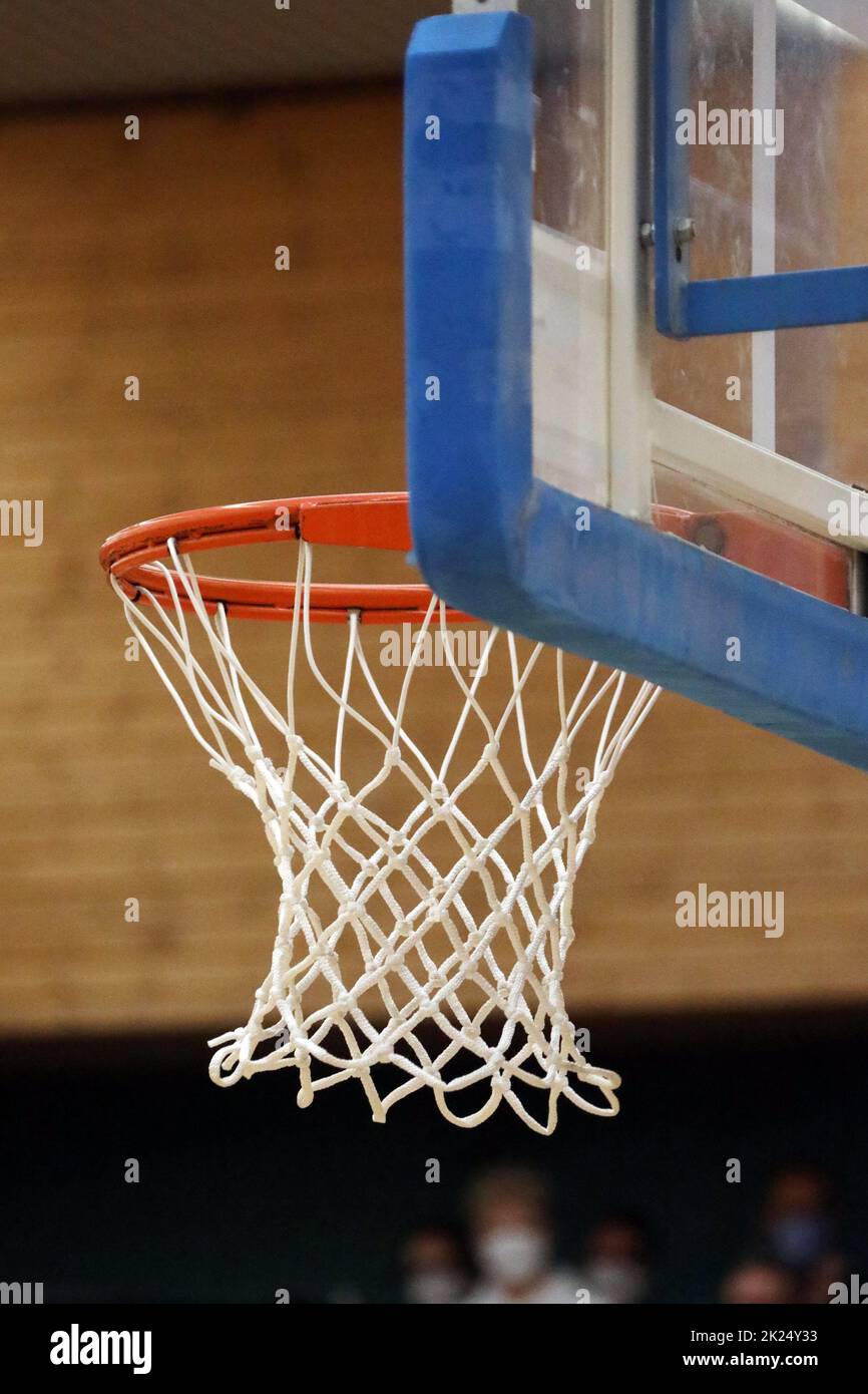 Basketballkorb hi-res stock photography and images - Alamy