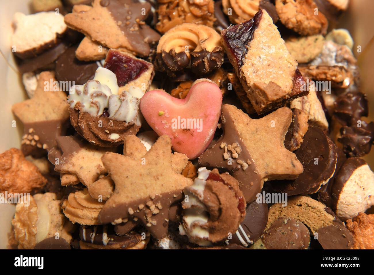 Nahaufnahme von verschiedenen Weihnachtskeksen - Close up of various Christmas cookies Stock Photo