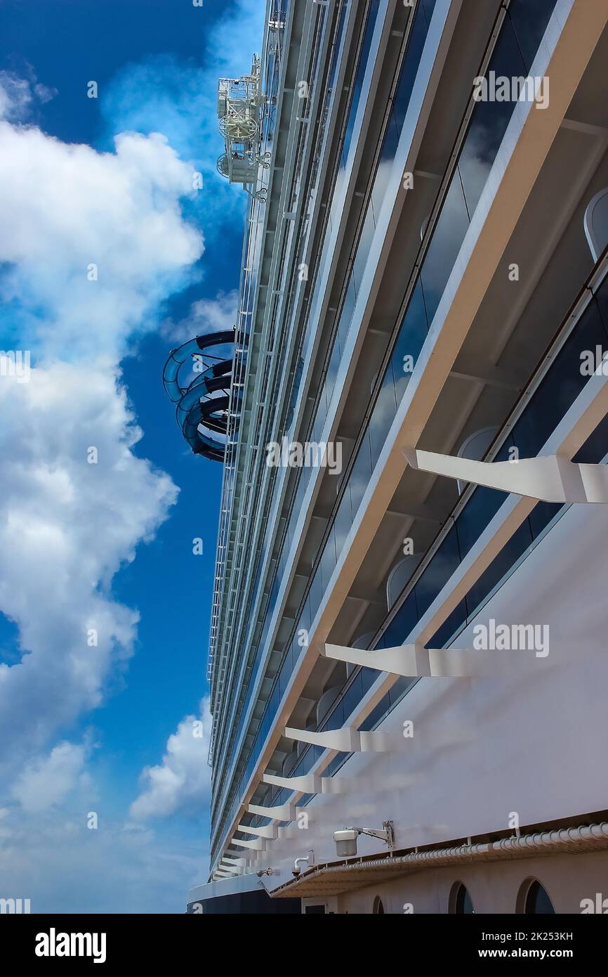 Luxury Cruise Ship Deck at sunny day Stock Photo - Alamy