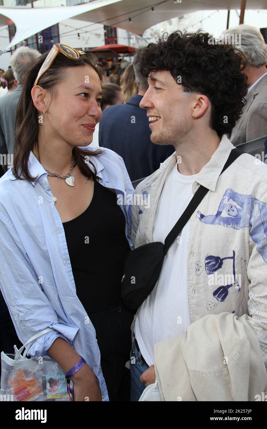 Malaya stern takeda hires stock photography and images Alamy