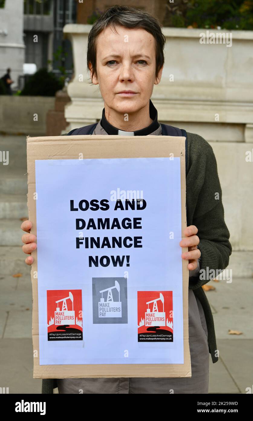 London, UK. Rev Vanessa Aston. Rally in Parliament Square to highlight the severe impacts of climate change already affecting communities around the world. Stock Photo