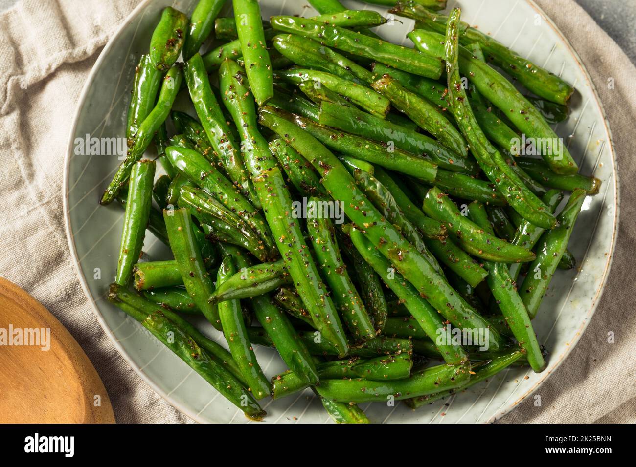 Homemade Sauteed Green Beans with Salt and Pepper Stock Photo Alamy