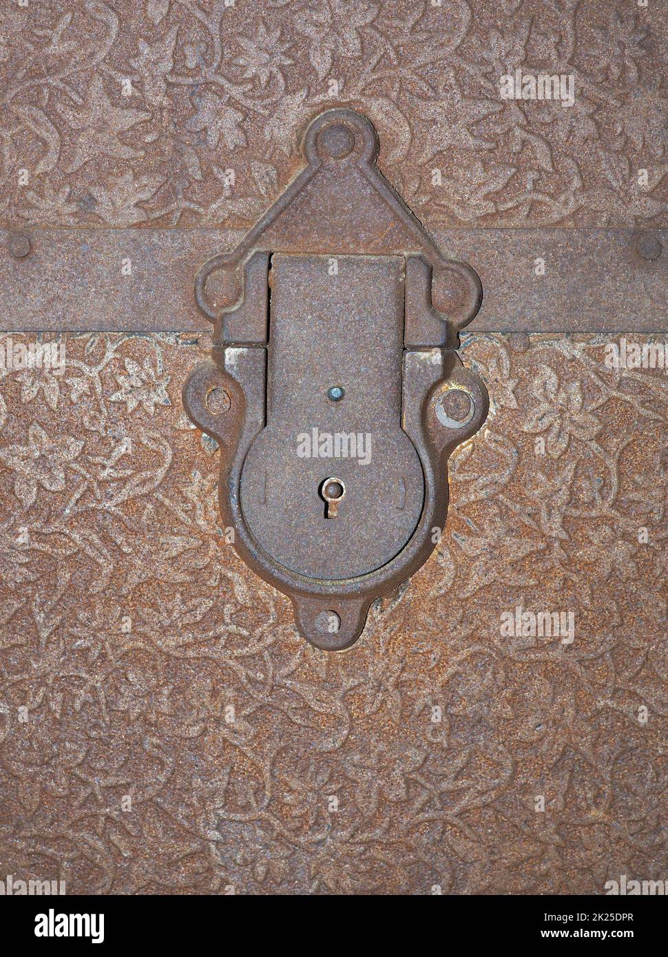 Old chest lock Stock Photo Alamy