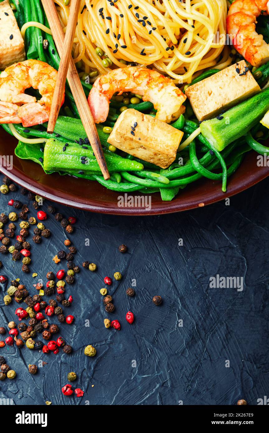 Green shrimp salad Stock Photo - Alamy