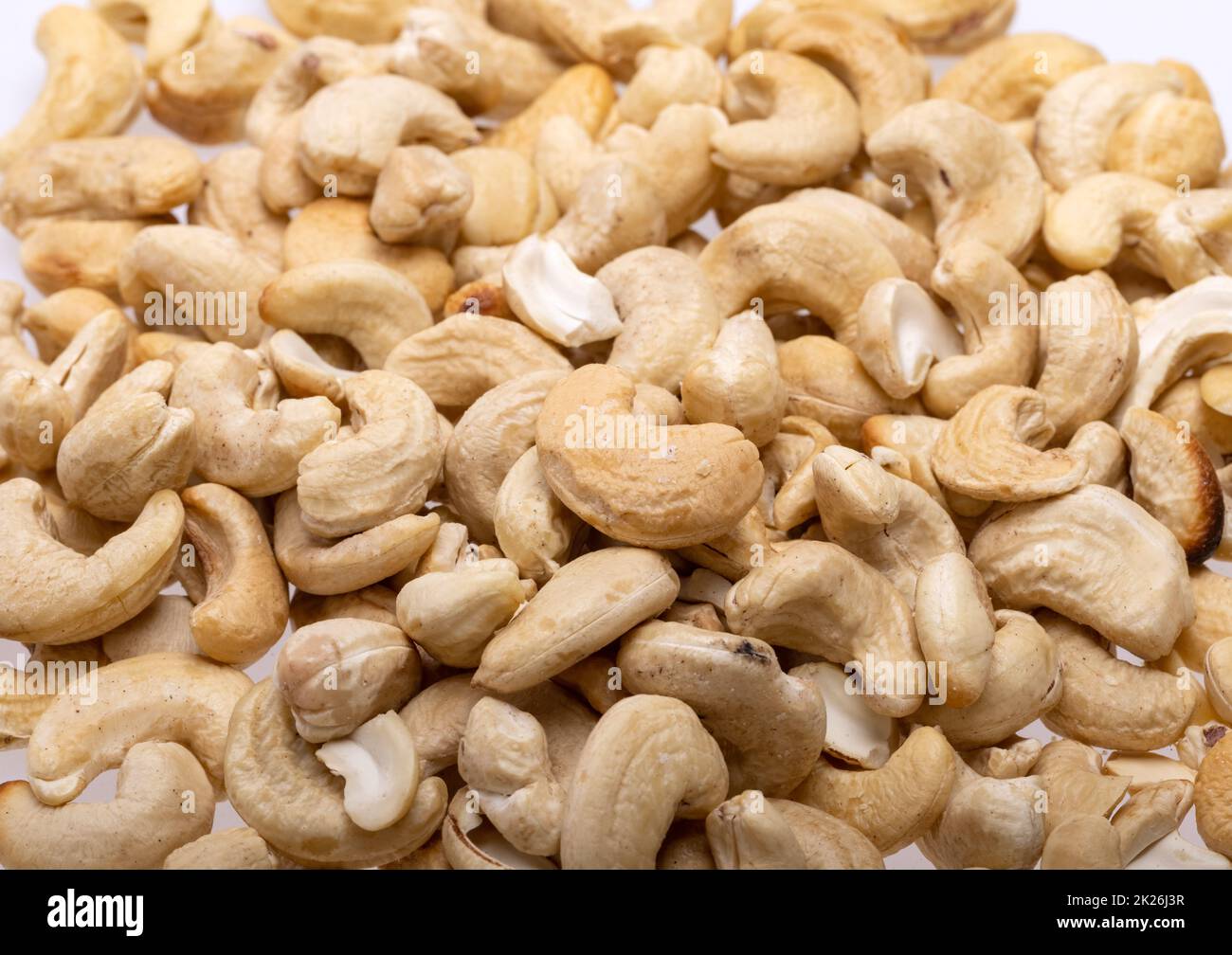 close-up-of-cashew-nuts-perfect-as-a-snack-2K26J3R.jpg