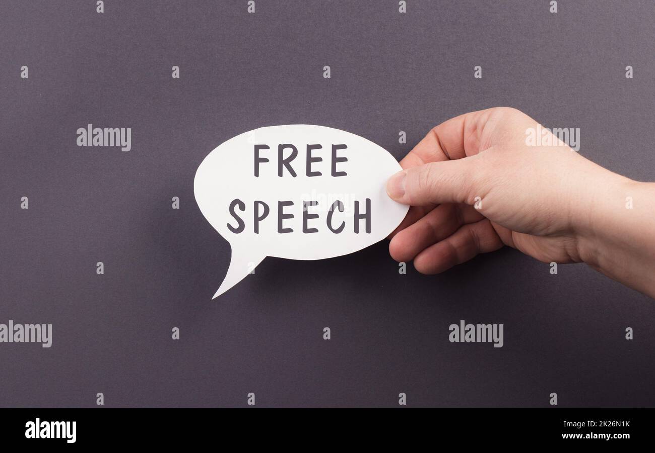 Speech bubble with the words free speech, cancel culture, having a different opinion, censorship, political issue Stock Photo