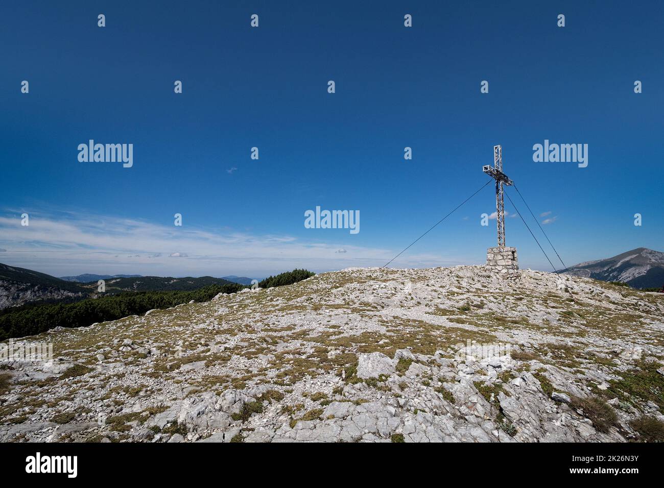 Peak with with summit cross hi-res stock photography and images - Alamy