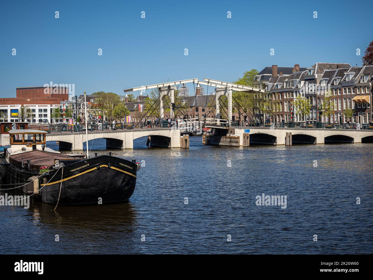 de magere brug or ‘skinny bridge’, Amsterdam Stock Photo