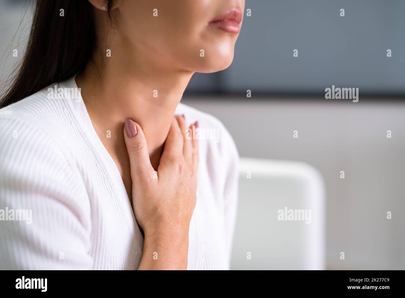 Neck And Throat Pain Stock Photo Alamy