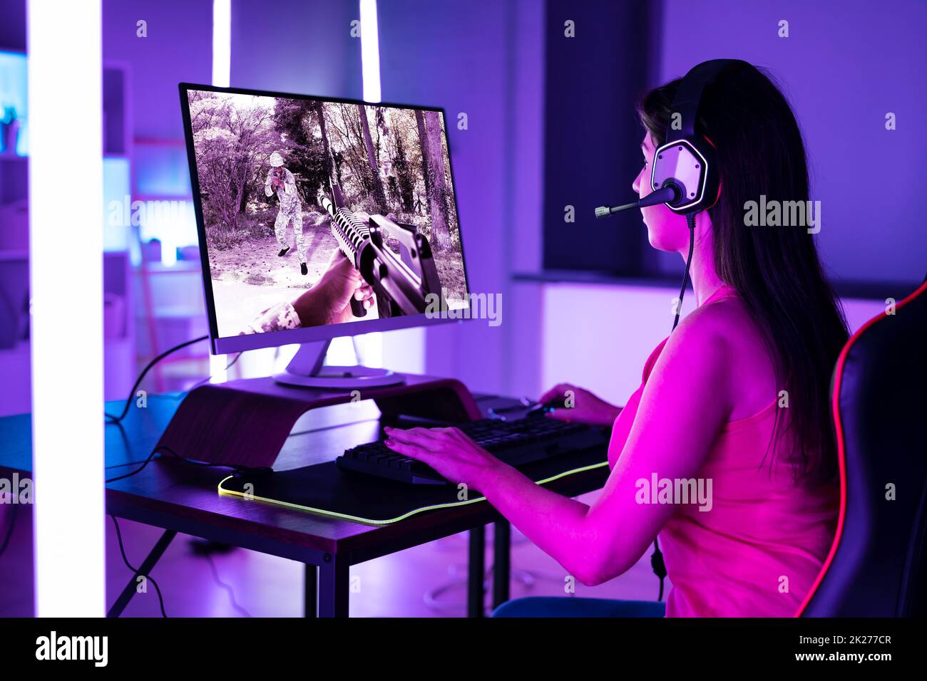 Online Gaming. Gaming Modern Leisure. Cyber Sport Arena. Tech Shop. Play  Computer Games Stock Photo - Image of casino, player: 207371568