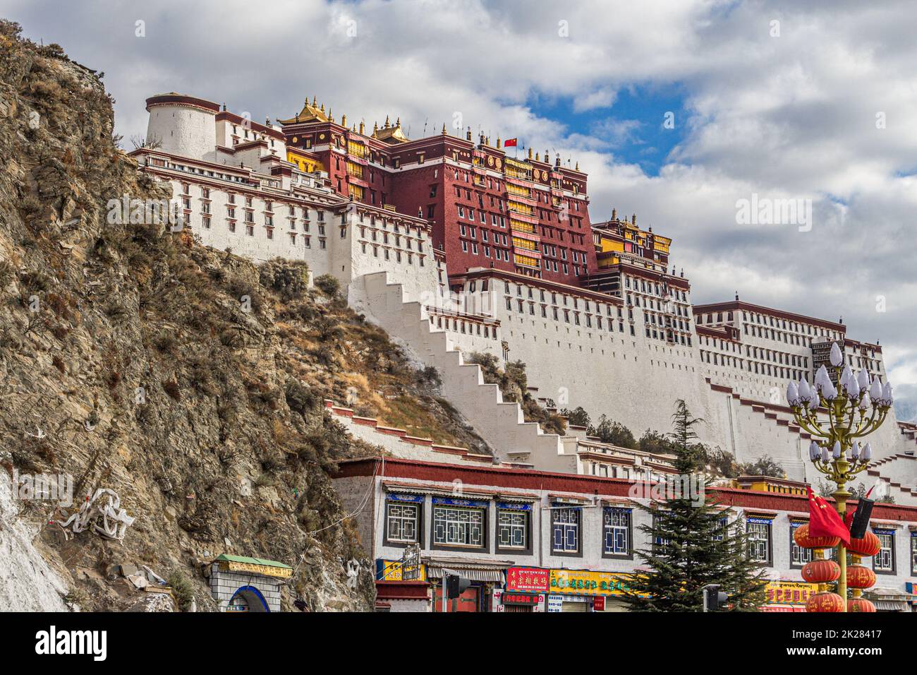 The Potala Palace in Lhasa, Tibet, was the chief residence of the current Dalai Lama until His Holiness fled to India during the 1959 Tibetan uprising Stock Photo