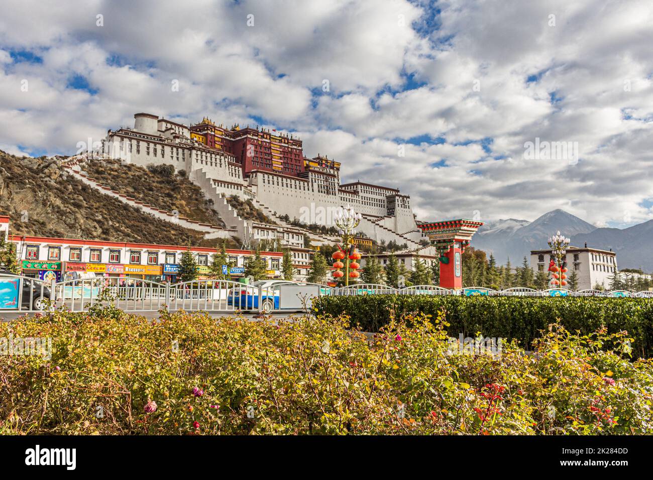 The Potala Palace in Lhasa, Tibet, was the chief residence of the current Dalai Lama until His Holiness fled to India during the 1959 Tibetan uprising Stock Photo