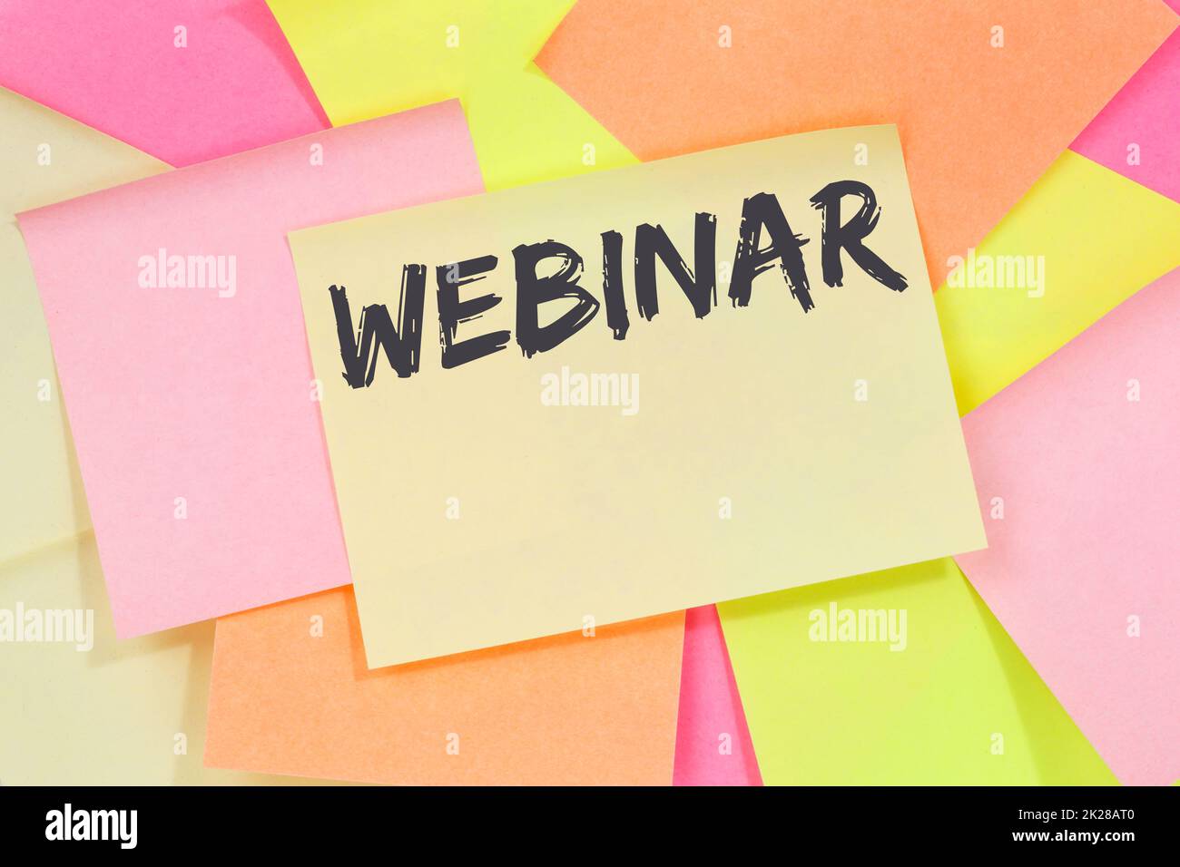 Webinar online workshop training internet learning teaching seminar education business concept note paper Stock Photo