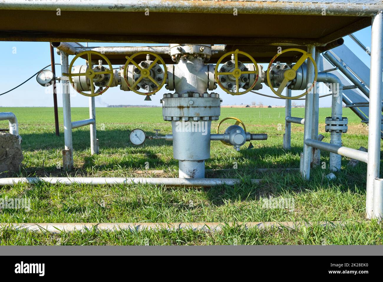 Oil well. The equipment and technologies on oil fields Stock Photo Alamy