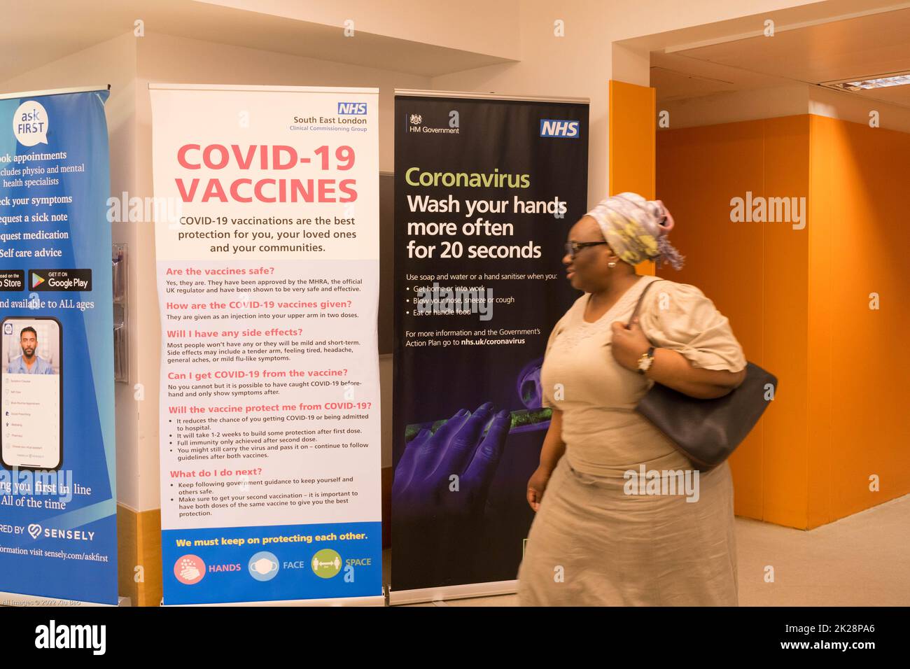 London UK, 22nd September 2022. South East London Clinical Commissioning group is administering COVID-19 autumn booster vaccine to millions of eligible people as lifesaving vaccination campaign to protect the nation ahead of winter is in full swing Credit:   Xiu Bao/Alamy Live News Stock Photo