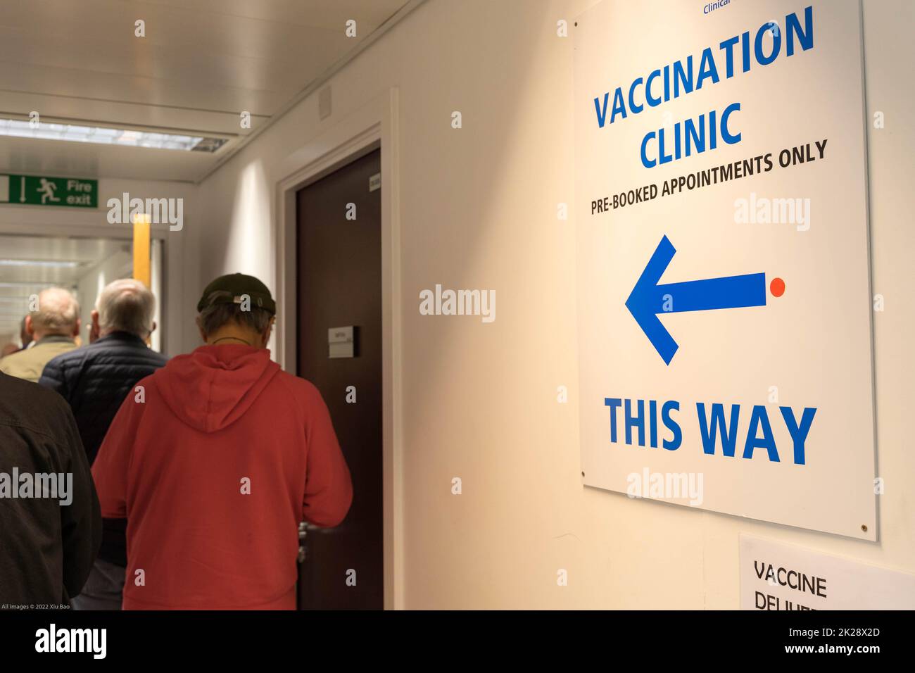 London UK, 22nd September 2022. South East London Clinical Commission group is administering COVID-19 autumn booster vaccine to millions of eligible people as lifesaving vaccination campaign to protect the nation ahead of winter. is in full swing Credit:   Xiu Bao/Alamy Live News Stock Photo