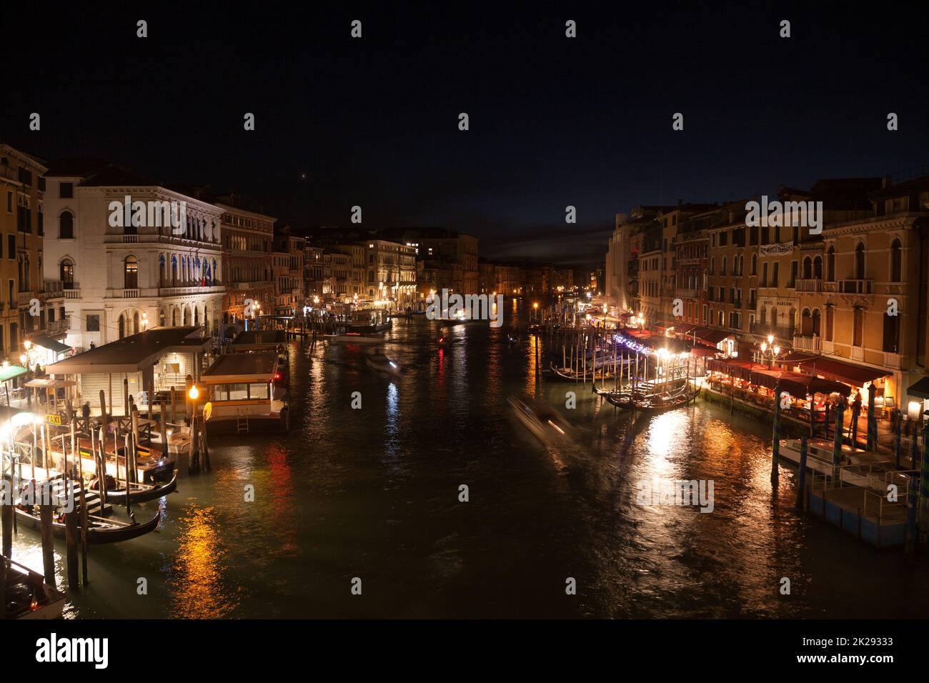 Canal Grande night view from Rialto bridge, Venice Stock Photo - Alamy