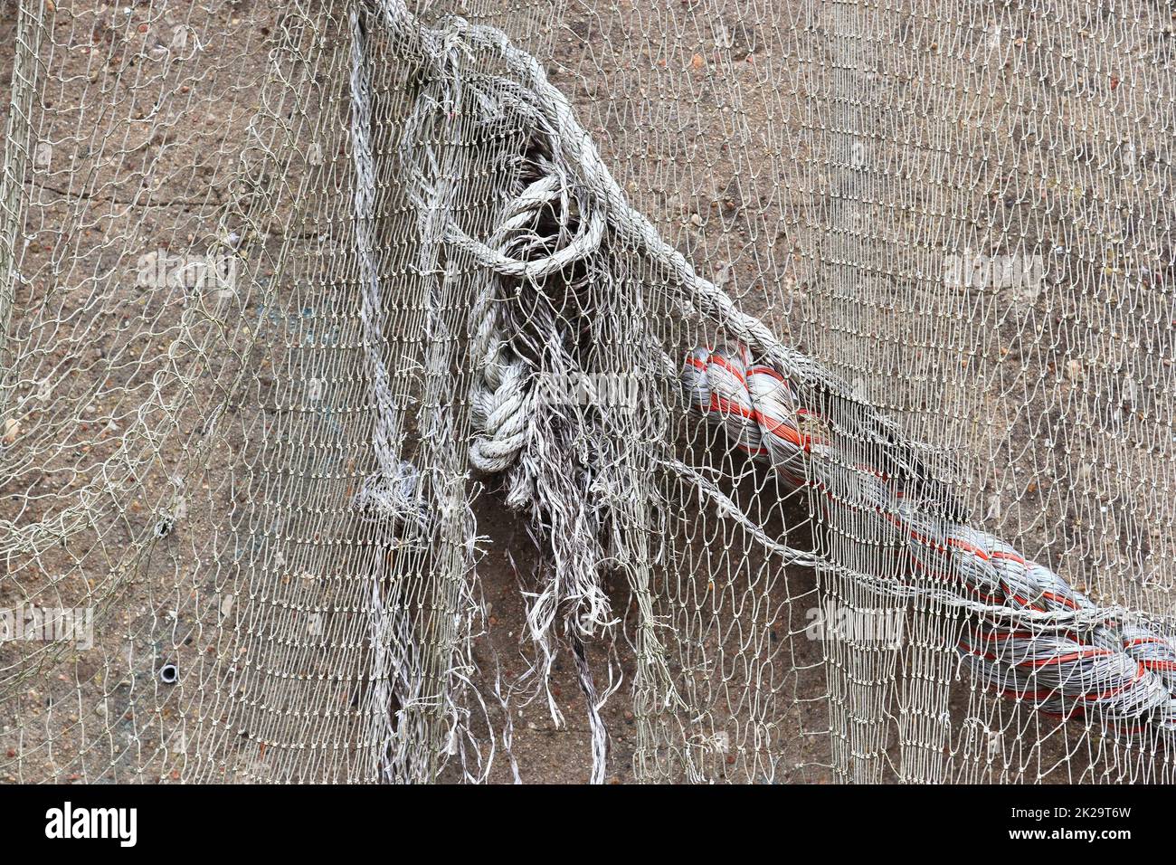 Fishing net wooden wall hi-res stock photography and images - Alamy