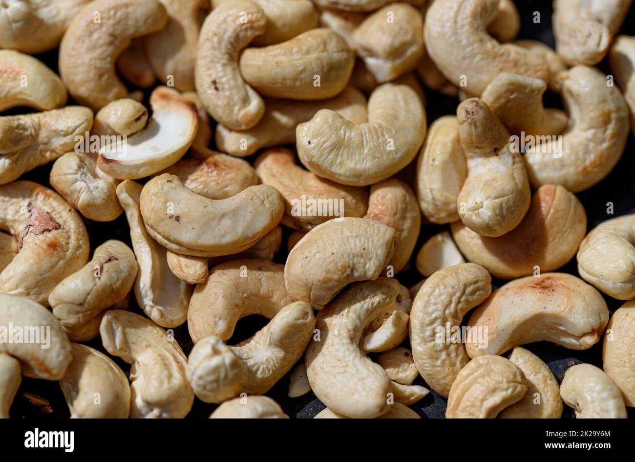 Ripe raw cashew nuts hi-res stock photography and images - Alamy