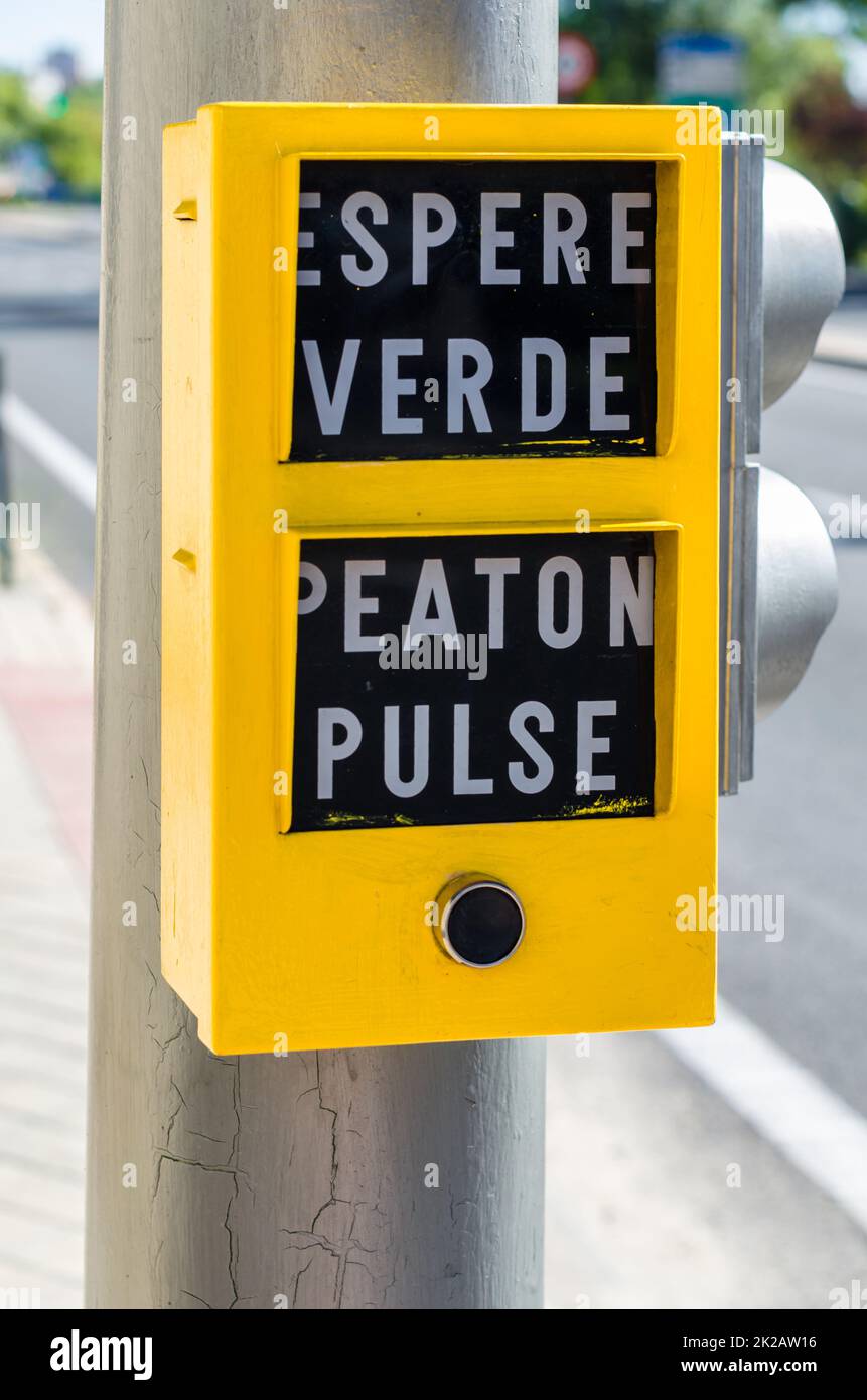 Button on a pedestrian traffic light in Spain, to request that the