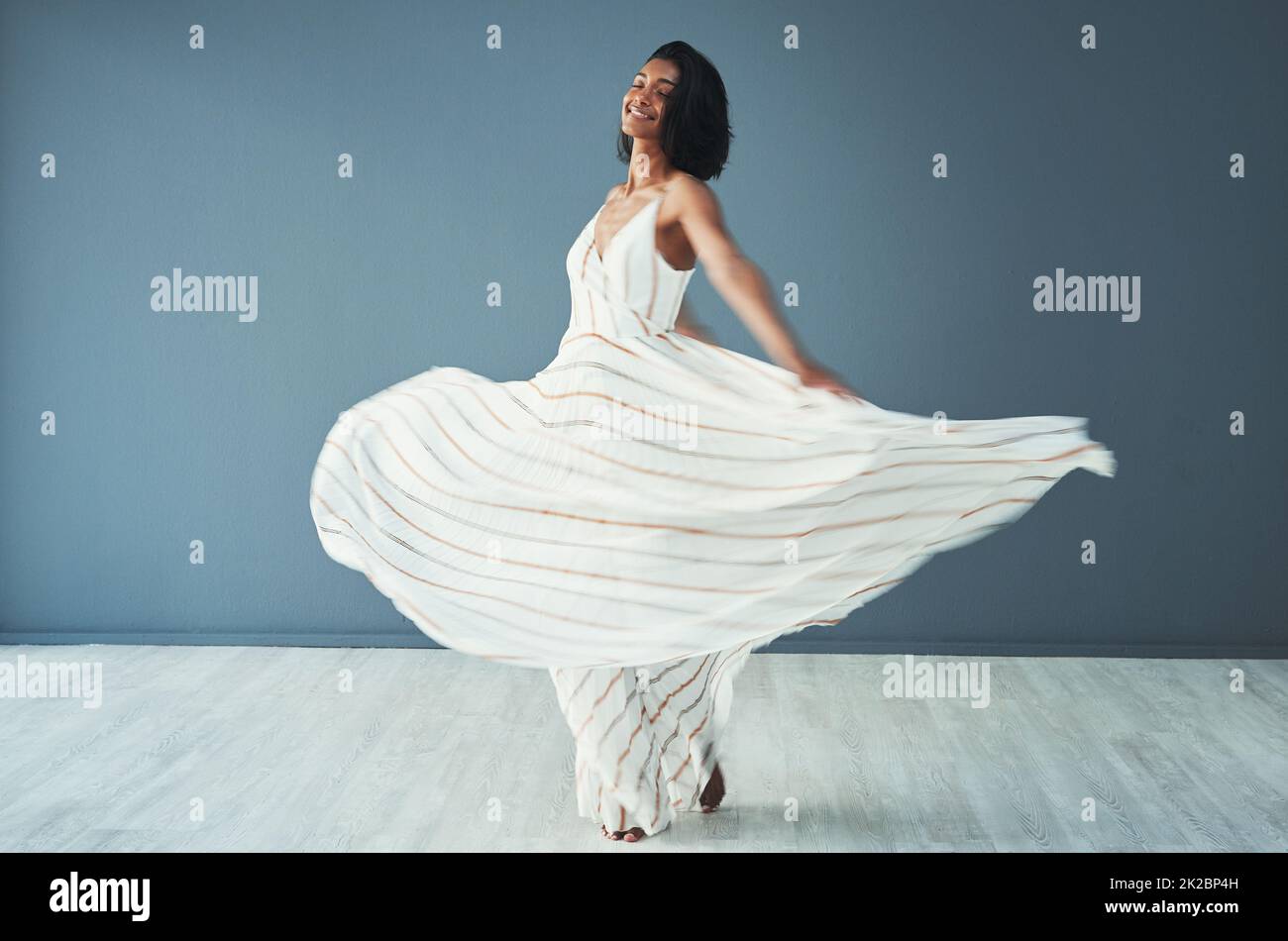 Flared dress hi res stock photography and images Alamy