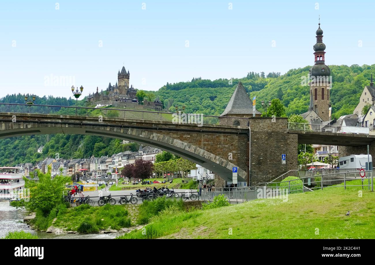 Old bridge cochem hi-res stock photography and images - Alamy