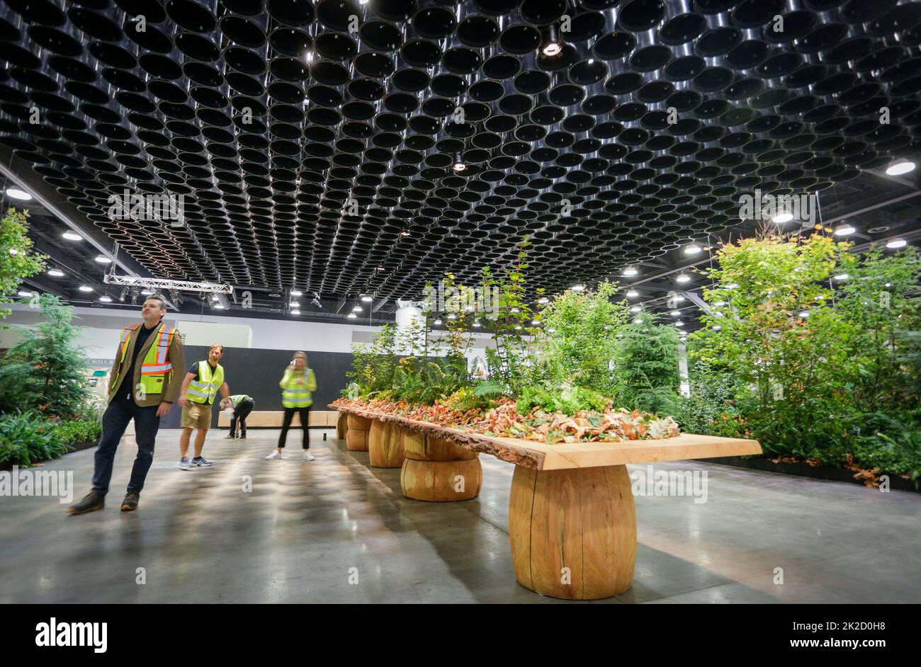 Vancouver Canada 22nd Sep 2022 People Visit The Vancouver Interior vancouver-canada-22nd-sep-2022-people-visit-the-vancouver-interior