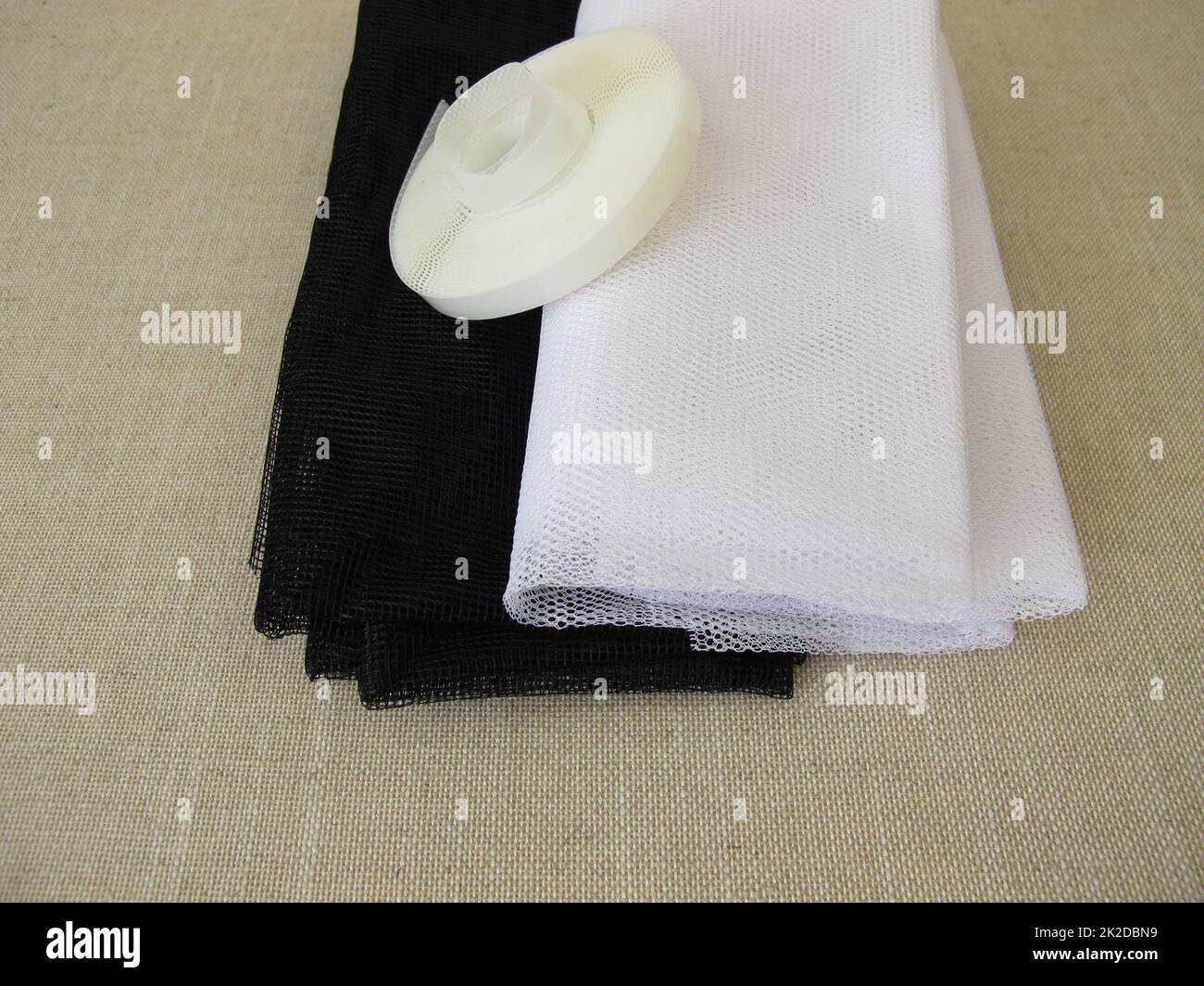 Insect screens for the window in white and anthracite and fixing tape ...