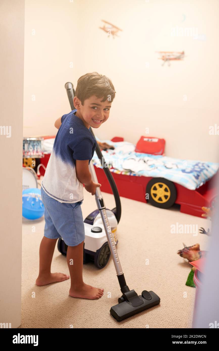 Boy cleaning bedroom hi-res stock photography and images - Alamy