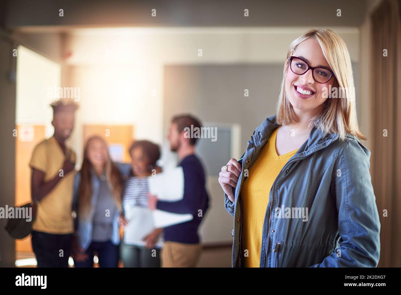 University student standing hi-res stock photography and images - Alamy