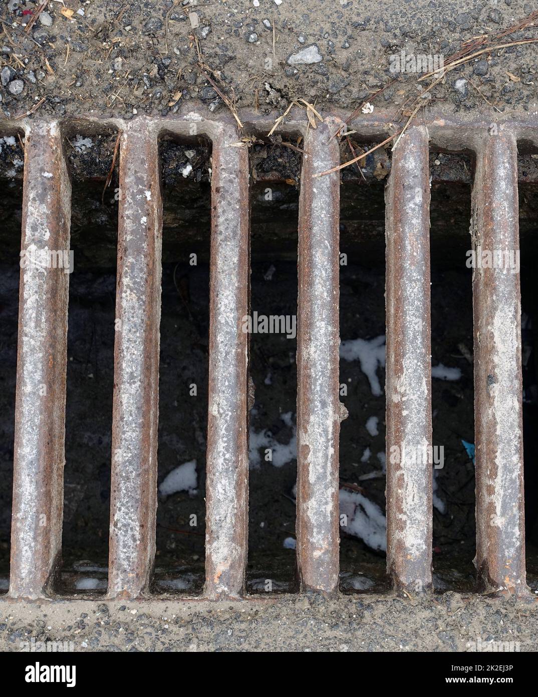 Big sewer grate hires stock photography and images Alamy