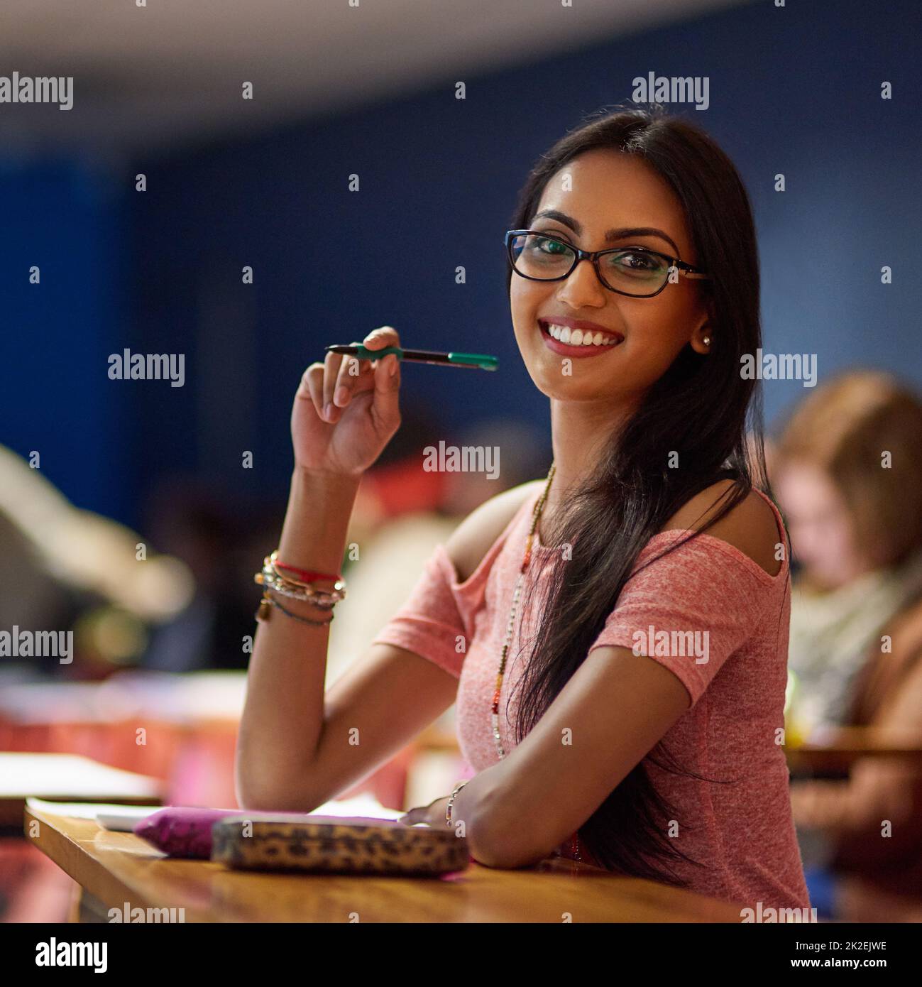 Indian female lecture hall hi-res stock photography and images - Alamy