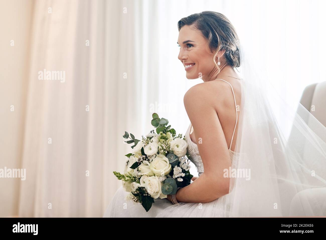 Alone bride hi-res stock photography and images - Alamy