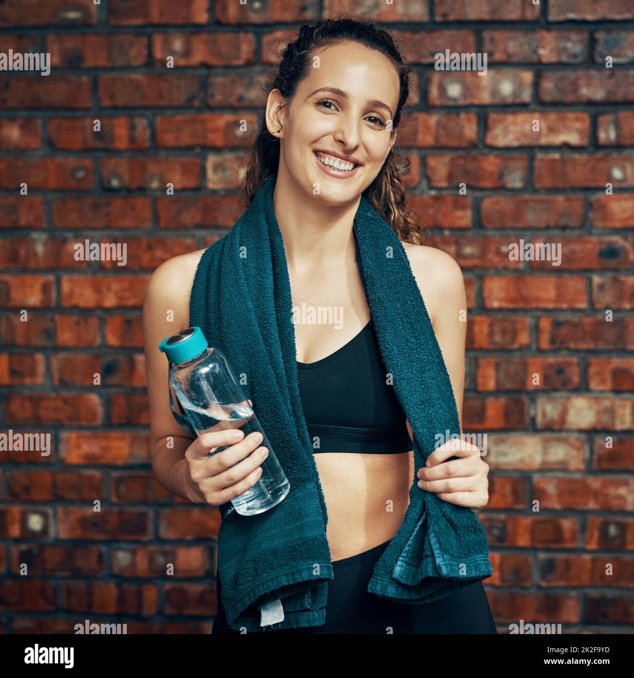 Im ready for my gym session. Cropped shot of a young woman posing with