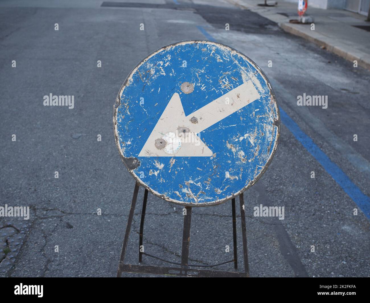 direction arrow sign Stock Photo - Alamy