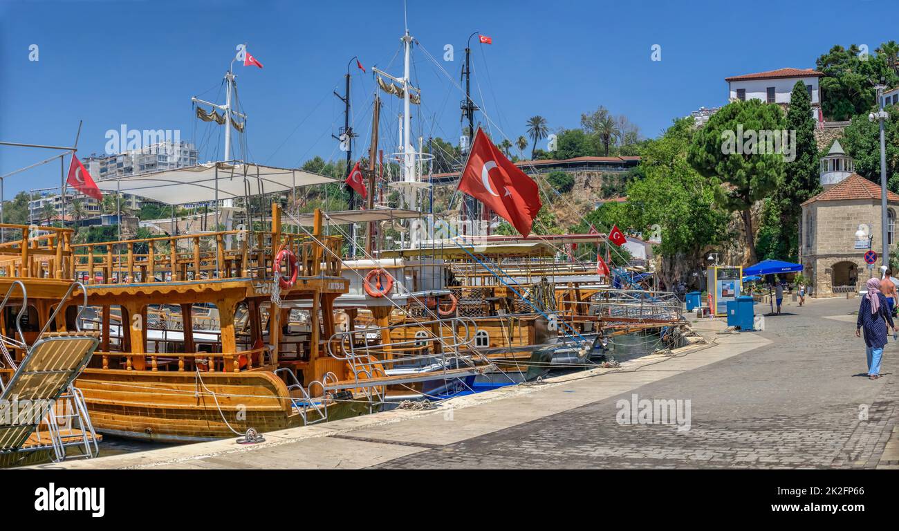 Pleasure boats in the harbor of Antalya, Turkey Stock Photo Alamy