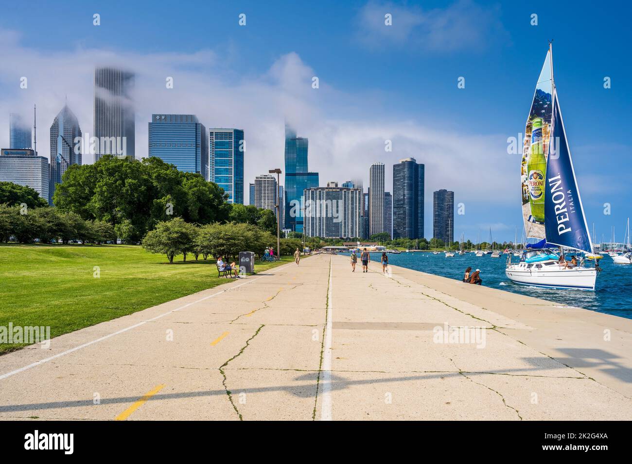 Grant Park and downtown skyline, Chicago, Illinois, USA Stock Photo