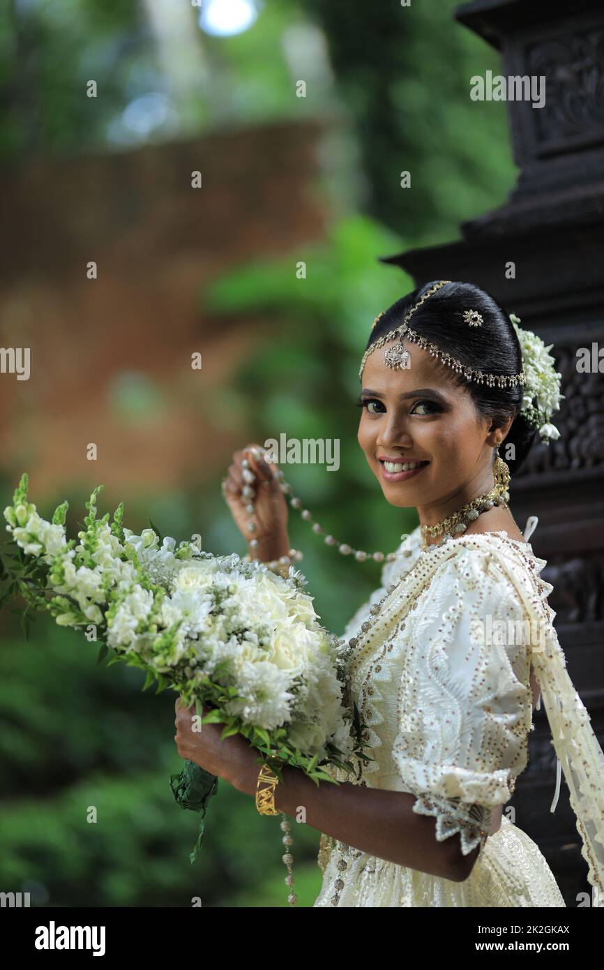 Sri Lankan white Kandyan bride Stock Photo