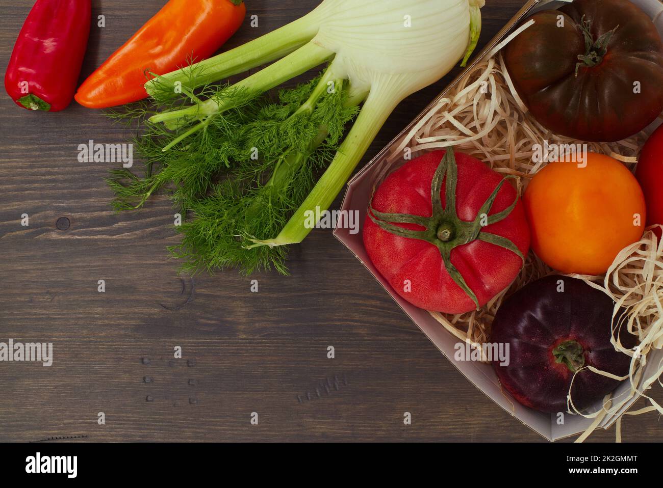 Side border with assorted varieties and colors of tomatoes Stock Photo ...