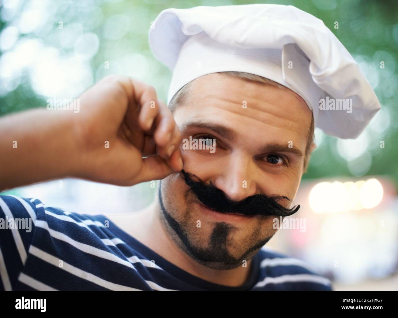 French beret smiling hi-res stock photography and images - Alamy