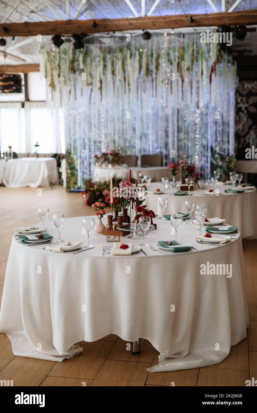 Banquet hall for weddings with decorative elements Stock Photo - Alamy