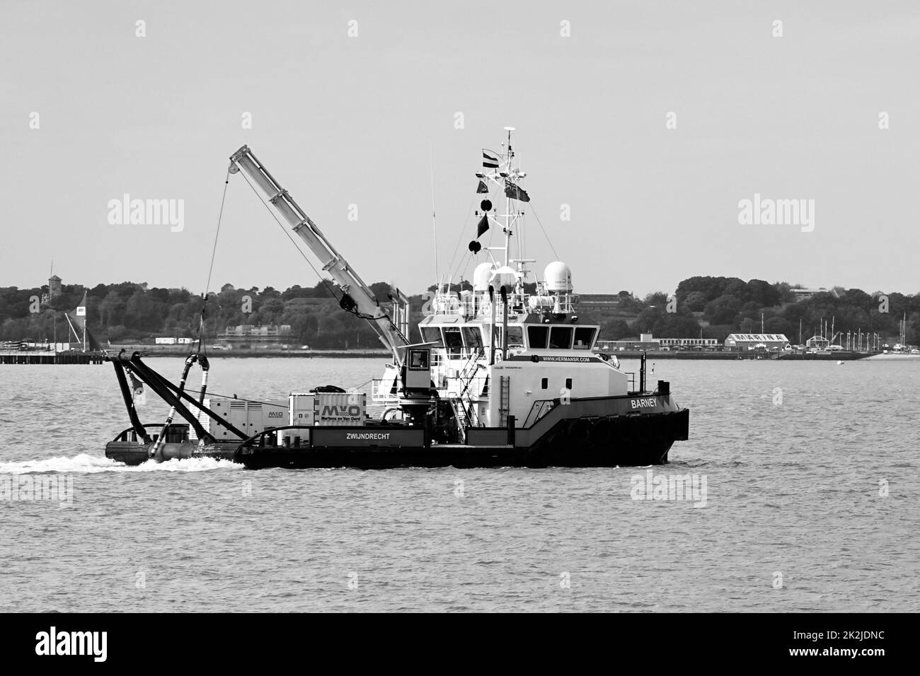 Felixstowe, Suffolk, UK - 22 September 2022 : MONO - Barney the shoalbuster, Herman senior fleet tug boat and dredger. Stock Photo