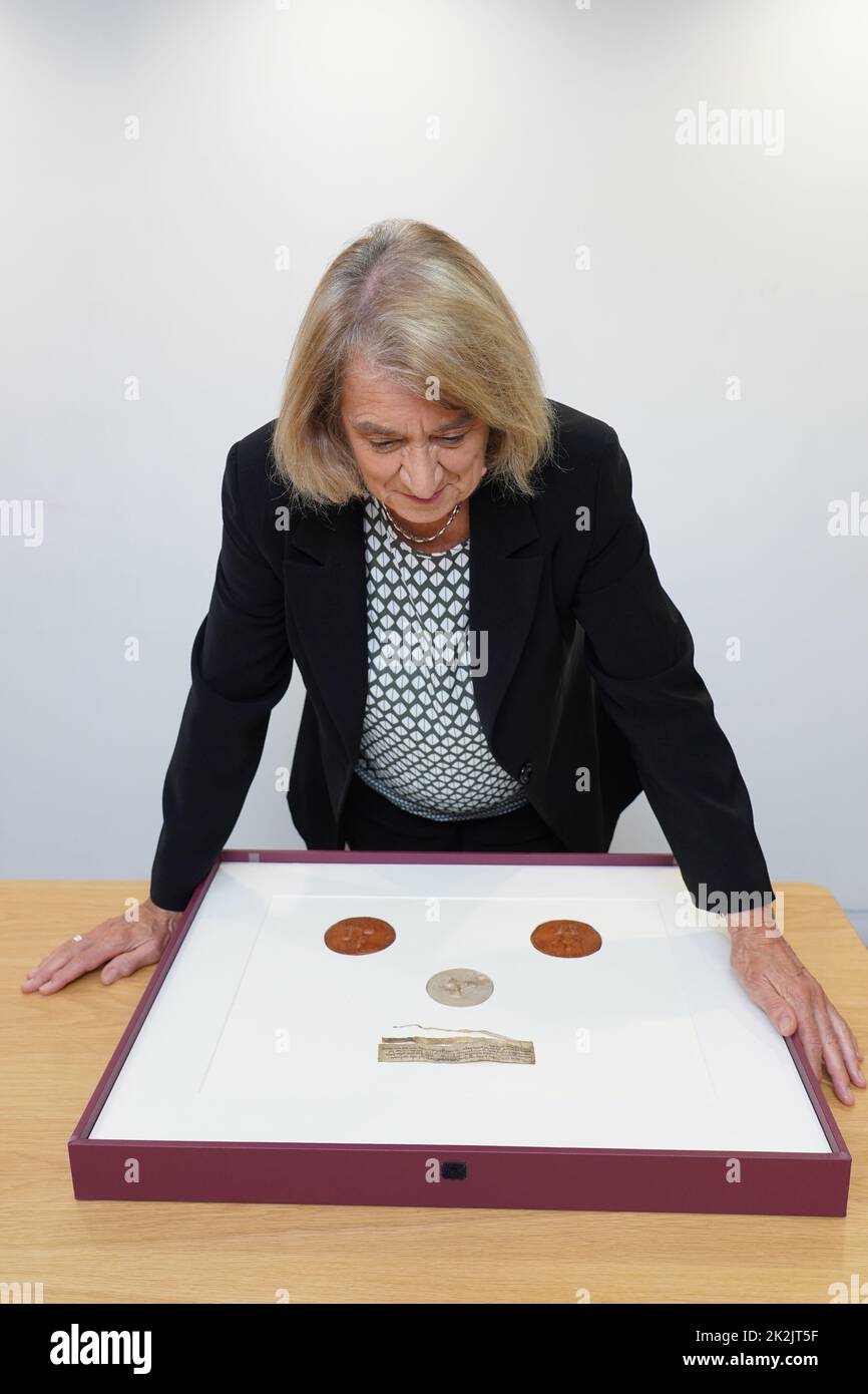 Wendy Hyde, Chair of Culture Heritage and Libraries at the City Of London is seen with William the Conqueror's 1067 Charter, the oldest document held in the City of London Corporation's archives, on display at the Heritage Gallery, London. Picture date: Friday September 23, 2022. Stock Photo