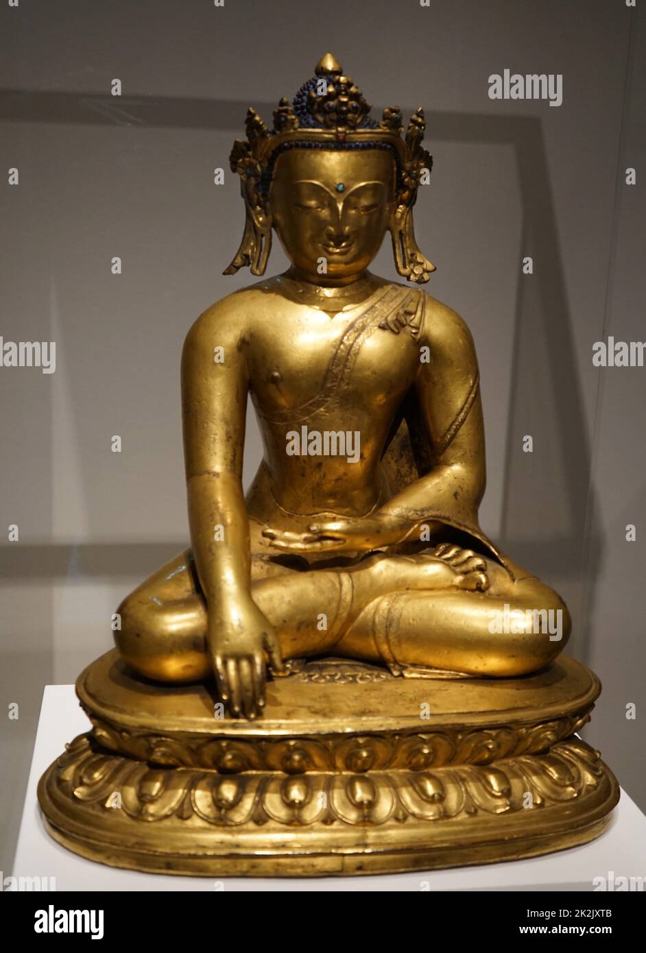 Statue of the Shakyamuni Buddha, founder of the Buddhist religion. Dated 10th Century Stock Photo