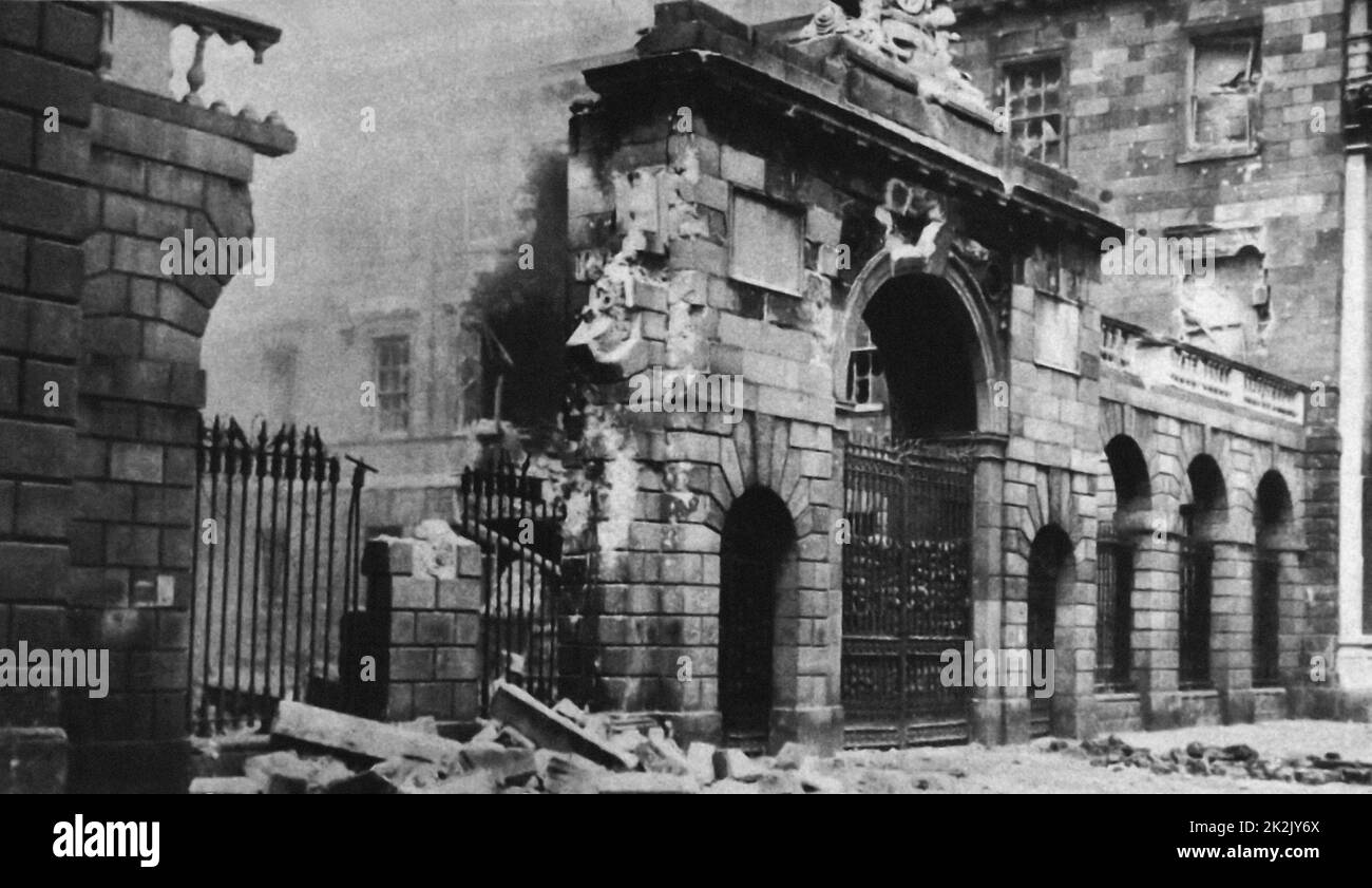 Destruction at the the Four Courts, during The Easter Rising also known as the Easter Rebellion, was an armed insurrection staged in Ireland during Easter Week, 1916. The Rising was mounted by Irish republicans with the aims of ending British rule in Ireland and establishing an independent Irish Republic .Early on Monday morning, 24 April 1916, roughly 1,200 Volunteers and Citizen Army members took over strongpoints in Dublin city centre. Stock Photo