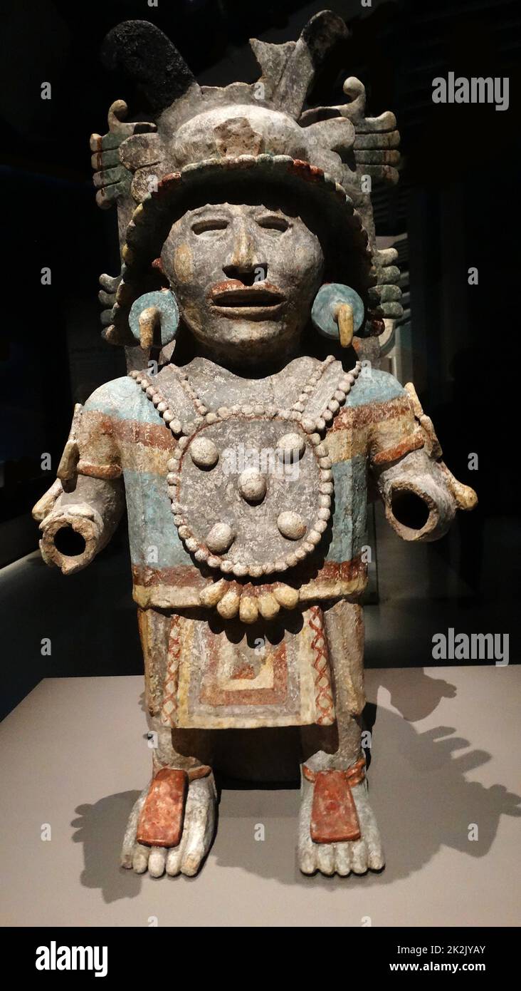 post-classical, Mayan, Anthropomorphic (ceramic) incense burner alluding to the four cardinal points and the centre of the cosmos. Mayapan, Yucatan, Mexico. 1250-1550 AD Stock Photo